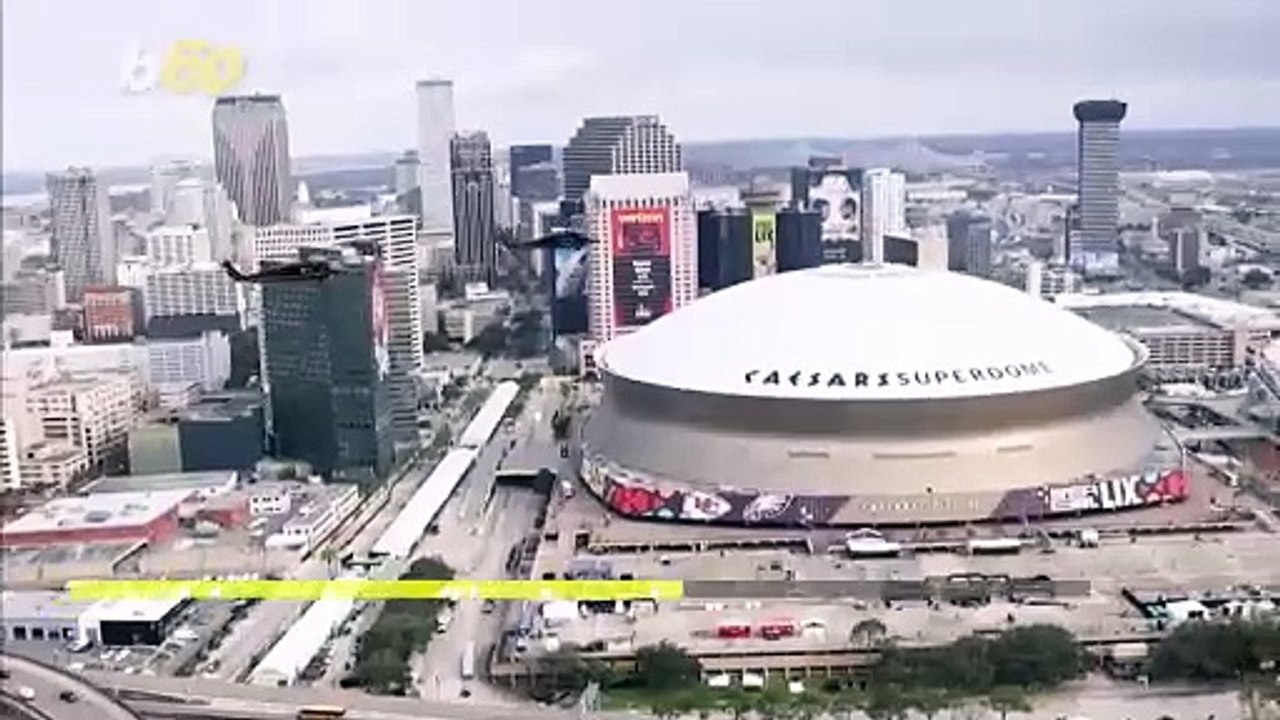 Starbucks Offers Free Coffee on "Starbucks Monday" After Super Bowl