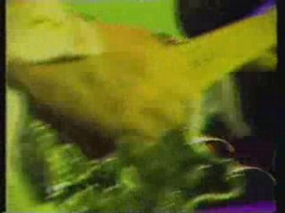 Simple minds Sanctify Yourself (Clip)