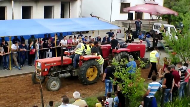 imt 565 vs Ursus c 360 Traktorijada Srpska Petrinja 2015