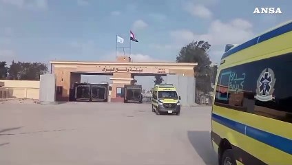 Anche ambulanze dall'Egitto per trasportare palestinesi feriti