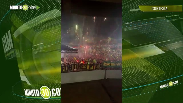 Los Leopardos no se quedaron atrás Se tomaron las calles con caravanas en Bucaramanga previo a la final de la SuperLiga