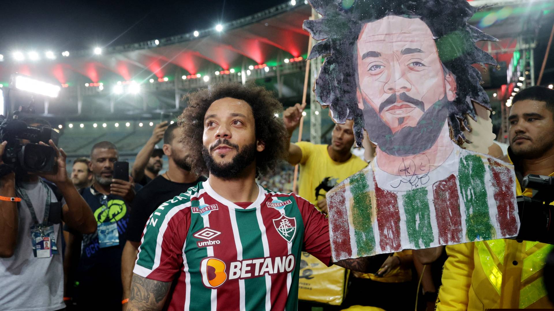 Marcelo announces retirement from football