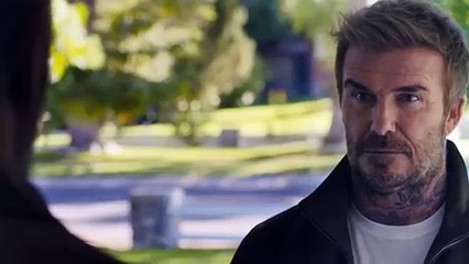 David Beckham viaja en busca de su hermano gemelo durante la Super Bowl