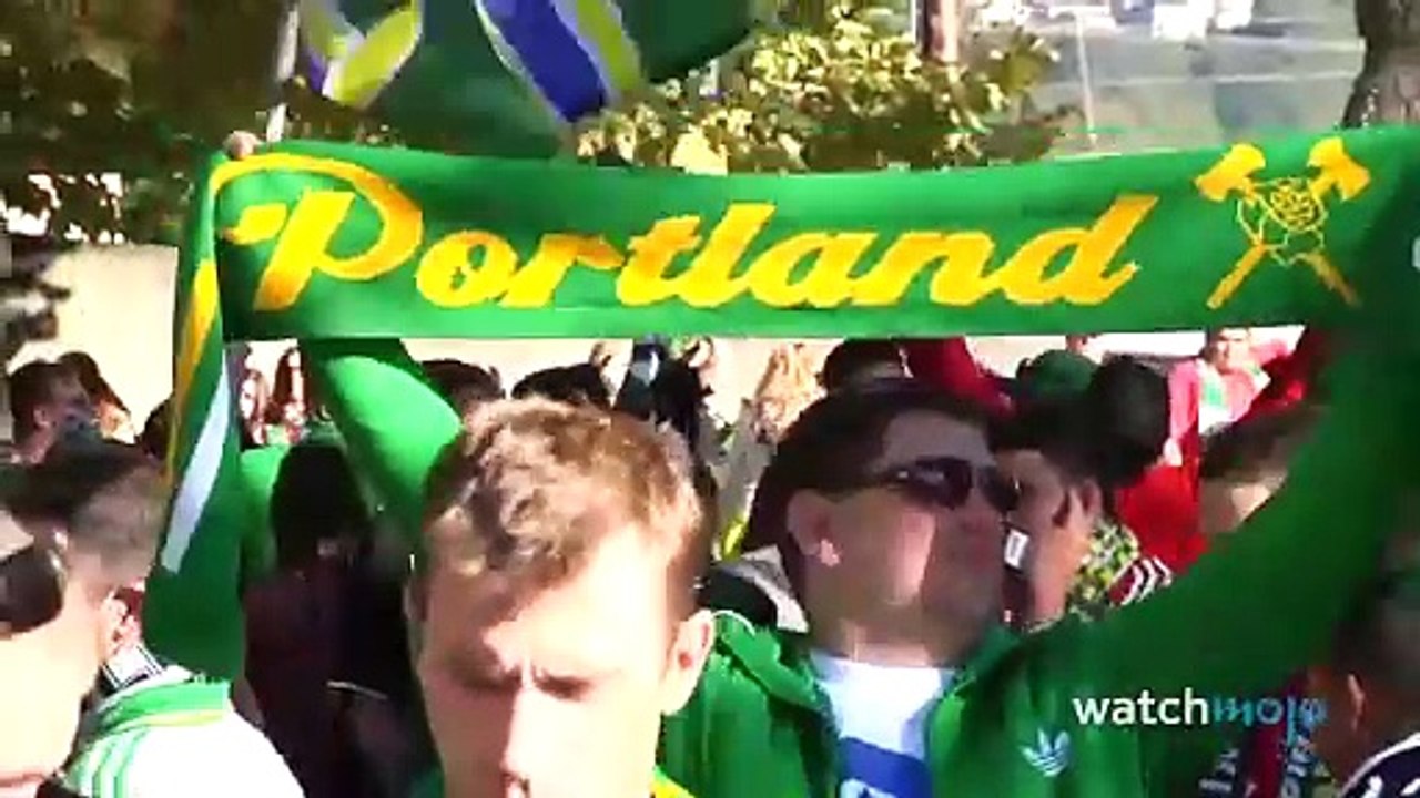 10 Worst Sports Fans in North America