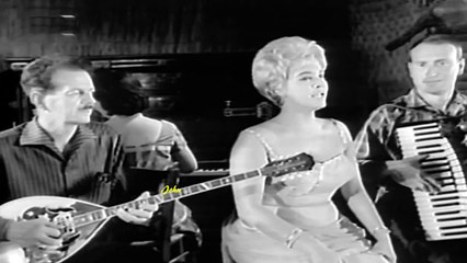 Τα λιμάνια (το πλοίο θα σαλπάρει) - Πόλυ Πάνου (Cine Video)