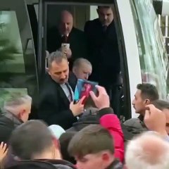 Erdoğan depremzedelere oyuncak TOGG dağıttı