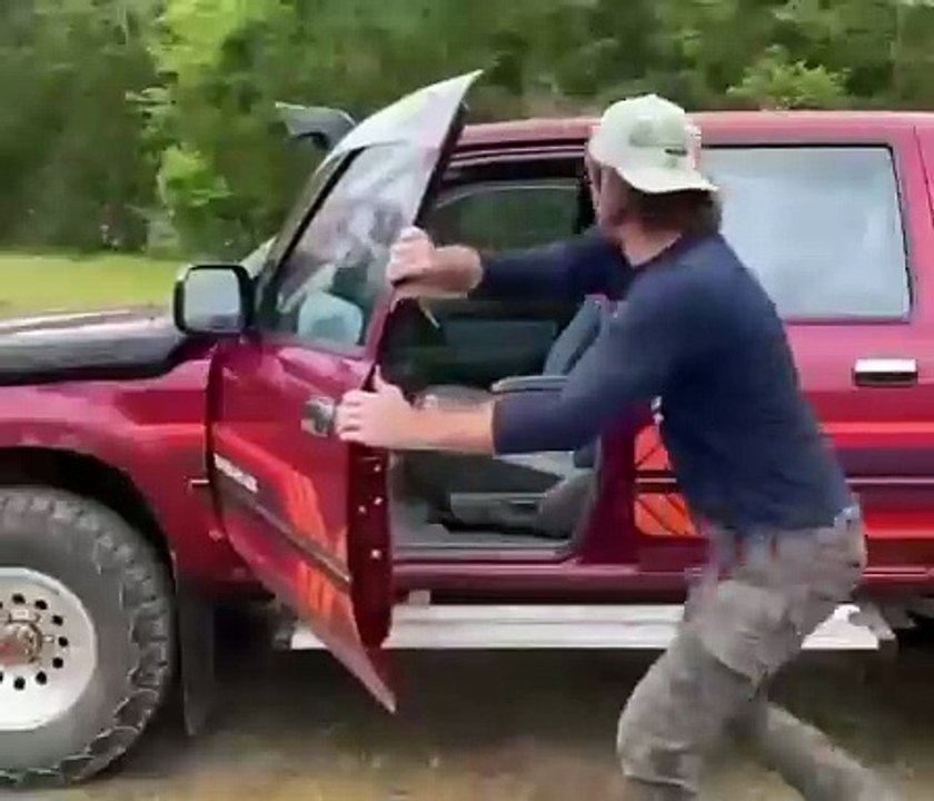 Вот такой должна быть реклама автомобиля.