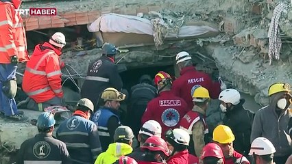 Dünya, 6 Şubat depremlerine yardım için seferber oldu