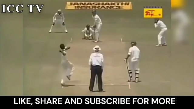 **RARE GOLD**When AB de Villiers met Muttiah Muralitharan for the first time(Iconic video)