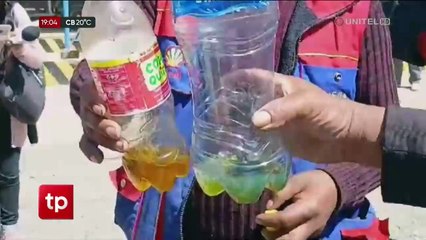 Choferes de El Alto dicen que en un surtidor les vendieron “aceite de soya” en lugar de diésel