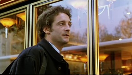 La crise (1992) - Film de Coline Serreau - thumbnail