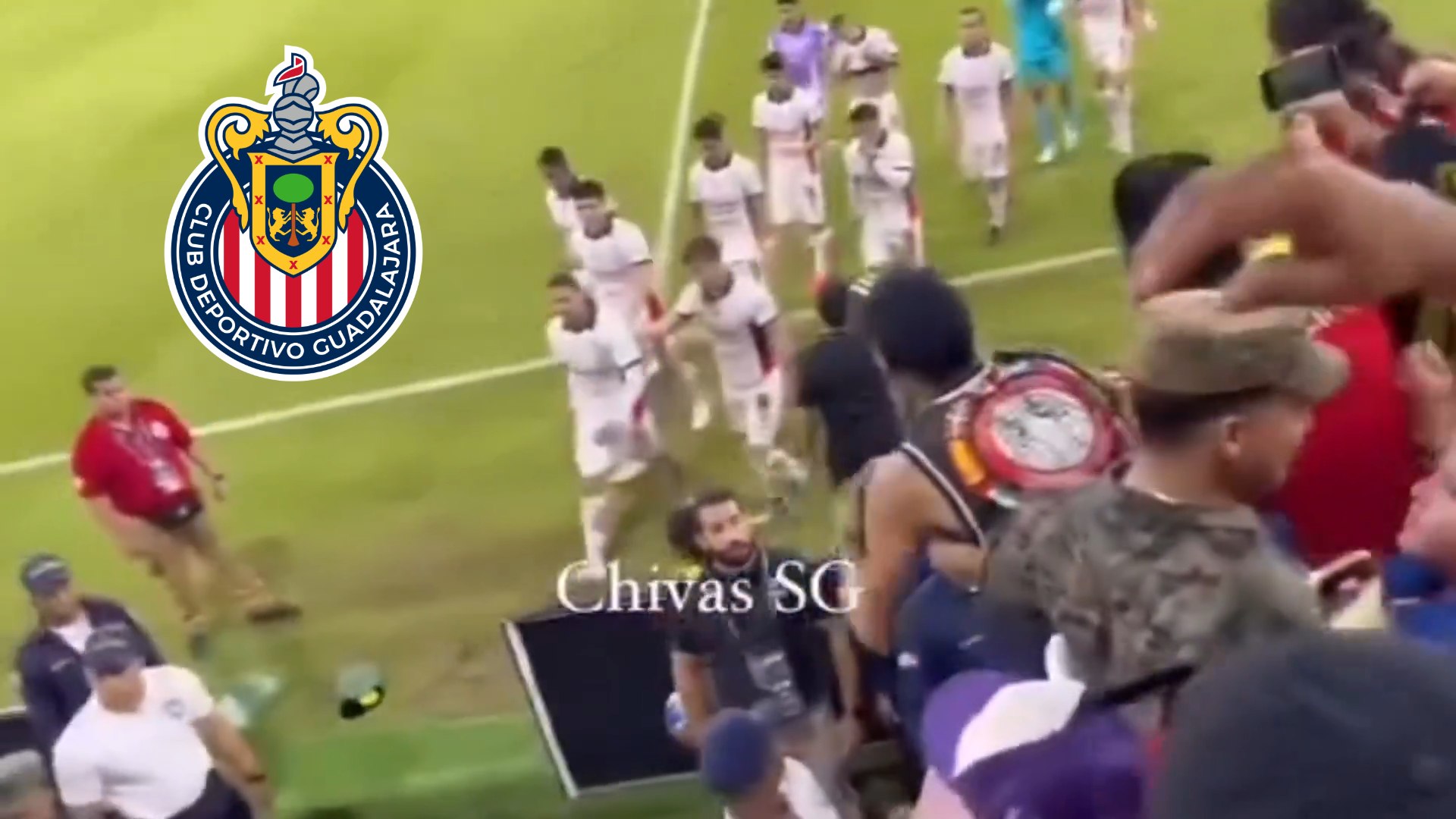 Chivas rescata un empate con Cibao y la borra explota contra los jugadores: "Pongan Huev#$%"