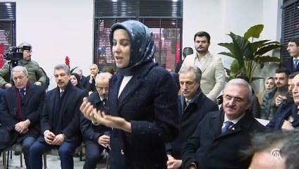 Cumhurbaşkanı Erdoğan, Turgut Reis Mahallesi'ndeki ticaret merkezinde esnafı ziyaret etti