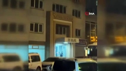 İstanbul'da 26 katlı apartmanda büyük yangın