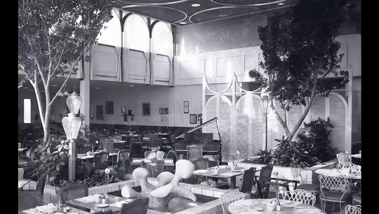The History of River Roads Mall