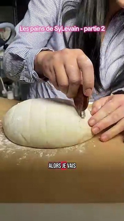 SyLevain nous a donné deux beaux pains ! #levain #sourdough #painaulevain #sourdoughbread