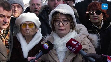 90 yaşındaki Gönül Özdağ, Zafer Partisi Genel Başkanı oğlu Ümit Özdağ'ı cezaevinde ziyaret etti