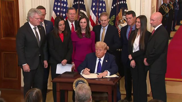 Erste Migranten aus den USA nach Guantanamo gebracht