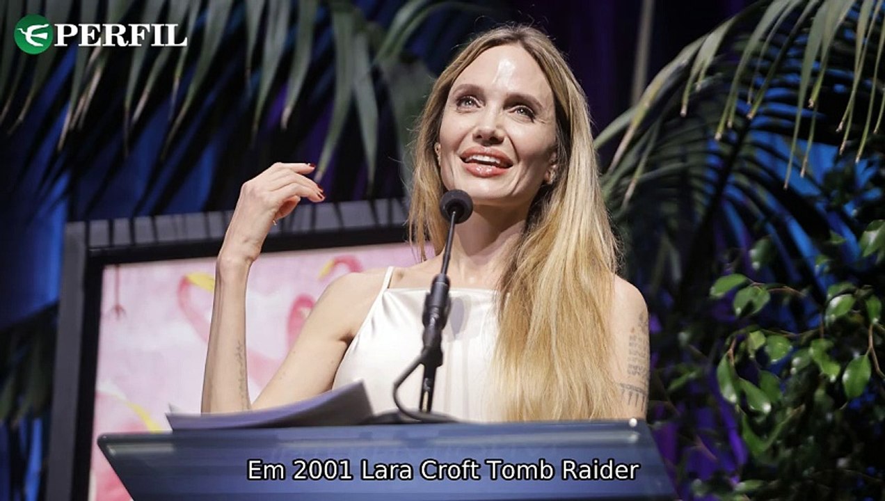 "Angelina Jolie para de fumar após ver filme de Rihanna e show final de Ozzy Osbourne"