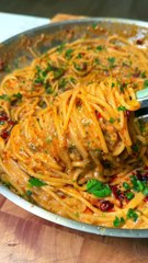 Follow for more ASMR videos🌮🍟 Credits: @dr.vegan #mukbang #asmr #fastfood #asmreating