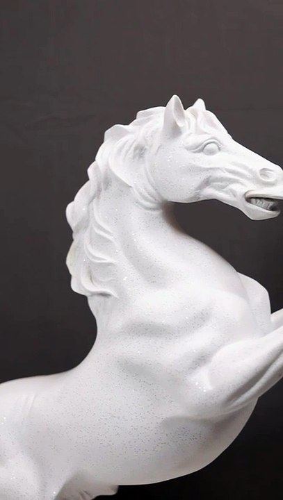 White Roaring Horse Decor