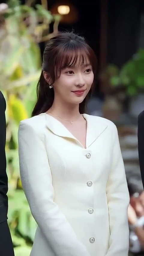  Tempat dan waktu yang tepat | right place and right time | drama china |sub indo