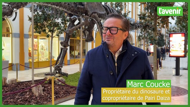 Marc Coucke présente son dinosaure de Pairi Daiza