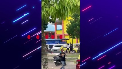 VIRAL! Satpol PP Kendari Keroyok Penjual Kerupuk