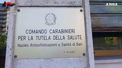 Soldi per scavalcare le liste di attesa, medico in manette nel Barese