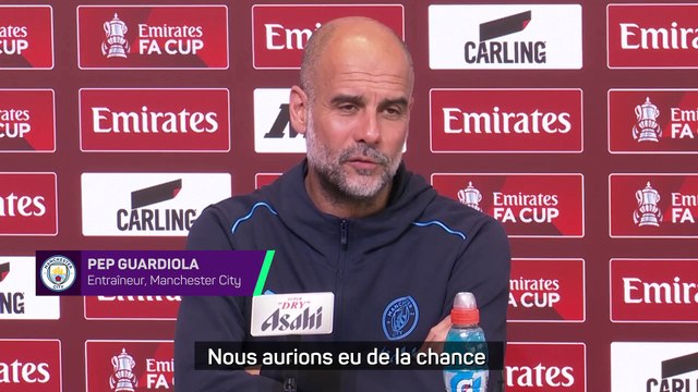 Man. City - Guardiola au soutien de Shaw, victime d'insultes racistes et misogynes