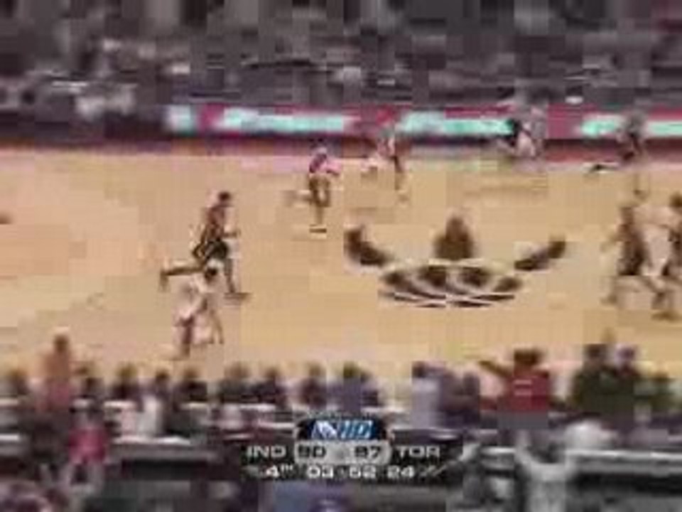 Chris Bosh Blocks Jermaine O'Neal (vs IND) Nov. 16%07(_H9r9f