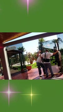 4 de 4 Vídeos. Obra finalizada, solamente falta el vidrio que va sobre el CERRAMIENTO de VIDRIO TEMPLADO y de esa manera queda cerrado de ese Lateral/Frente.