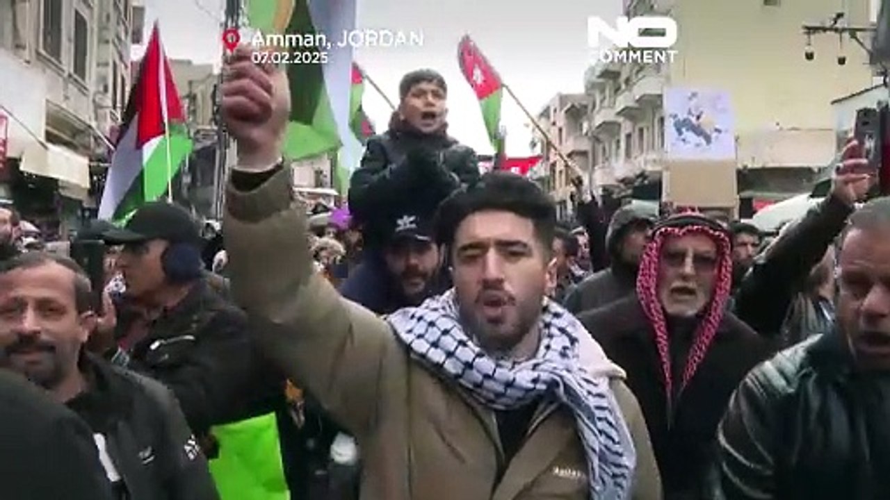 Giordania, manifestazione ad Amman contro le proposte di Trump per Gaza