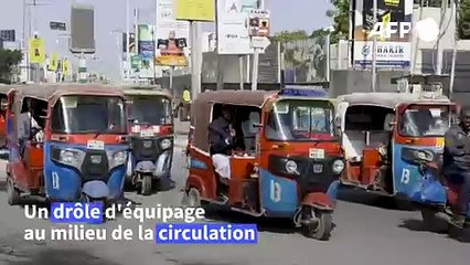 Galoper à travers Mogadiscio: le "rêve" éveillé de la première cavalière somalienne