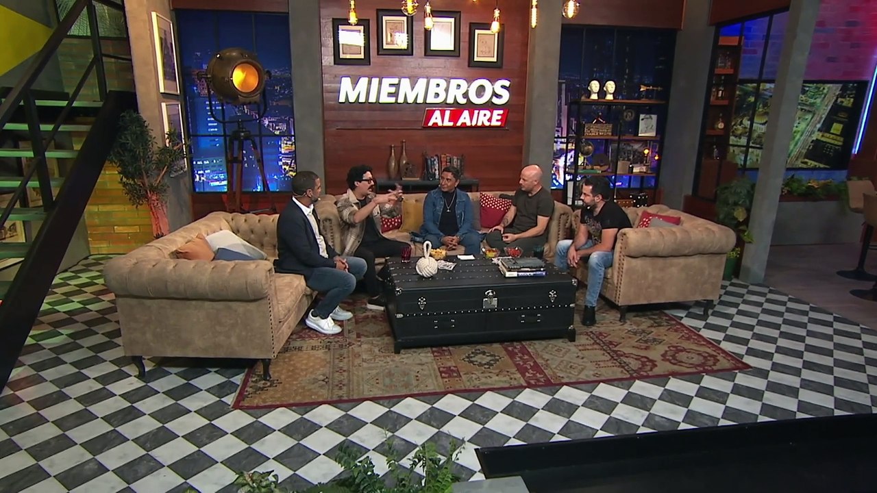 ¡Risas garantizadas! El JJ arranca carcajadas con sus mejores chistes