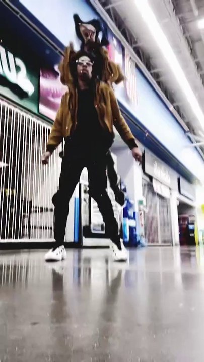 2025-02-02-234223245 自然に振る舞う #onthisday #💗 #DJLbackhand #fy #foryou #popular #😂😂😂 #robot #busy #power #😊#billybounce #slowmotion #water #cat #viral #woahchallenge #trending #hiphopdance #explorepage #workout  #onepiece #tiktok #dancer #hiphop #foryou