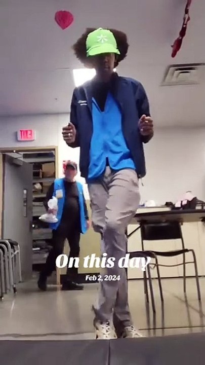 2025-02-02-231537633 自然に振る舞う #onthisday #💗 #DJLbackhand #fy #foryou #popular #😂😂😂 #robot #busy #power #😊#billybounce #slowmotion #water #cat #viral #woahchallenge #trending #hiphopdance #explorepage #workout  #onepiece #tiktok #dancer #hiphop #foryou