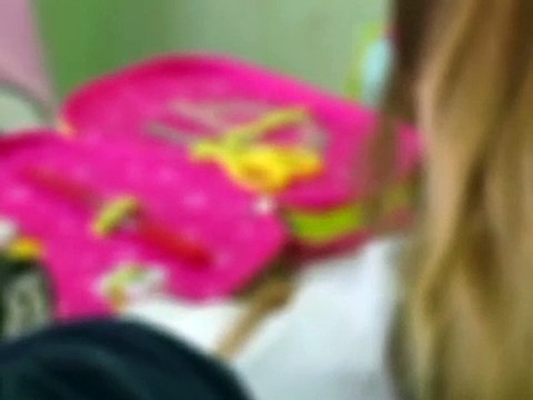 Donna morta a Piedimonte San Germano, bimba va a scuola da sola e lo dice alla maestra: Mamma non risponde La mamma colpita da malore in casa, la figlia va a scuola da sola e lo racconta alla maestra: la donna è stata poi trovata morta