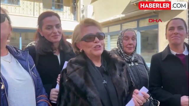 Ferdi Tayfur'un kızı Tuğçe Tayfur'dan olay sözler: Azgınlık bedel ödetir