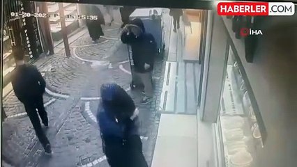 Kapalıçarşı'da kadın kılığına giren hırsızlar yakalandı
