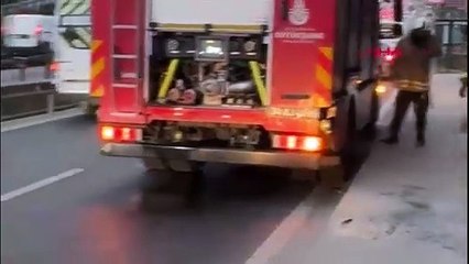 Avcılar’da korkutan patlama! Elektik kabloları alev aldı