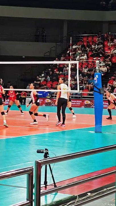 1-2 play for Gel Cayuna! #PVLBestPoint_#PVL2025__#TheHeartOfVolleyball_