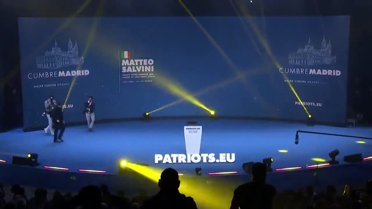 Salvini a Madrid parla spagnolo: «Bye bye Pedro e bye bye Open Arms, viva la libertà»
