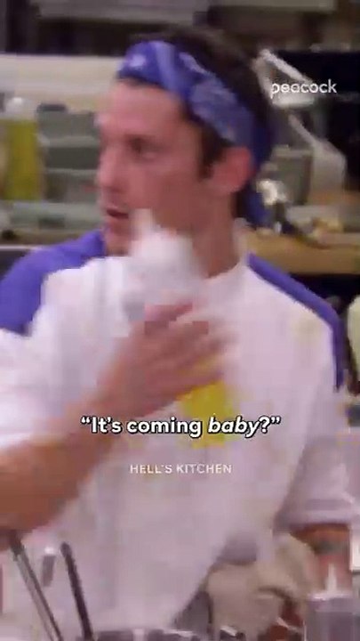 Second_hand_embarrassment_😭✋_#HellsKitchen_#GordonRamsay_#Shorts(p)
