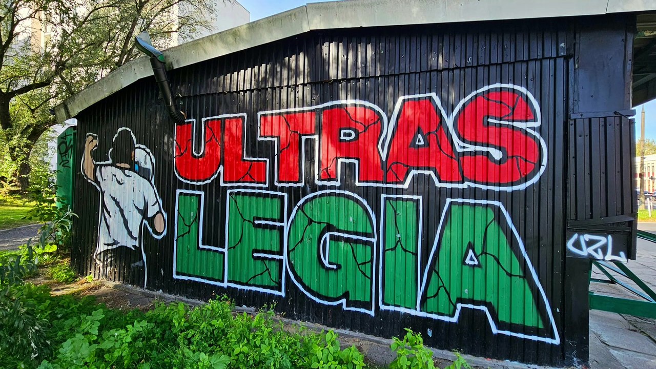LEGIA ON TOUR