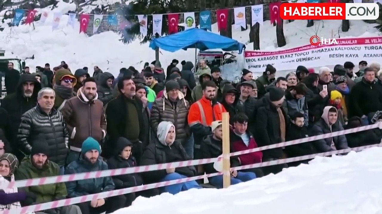 Artvin'de 28. Kar Üstü Karakucak Güreşleri Düzenlendi