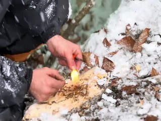Solo Winter Camping – Surviving a Night in the Snowy Mountains ❄️🏕️ #viralvideo