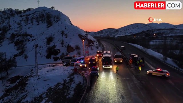 Malatya'da Minibüs Devrildi: 11 Yaralı