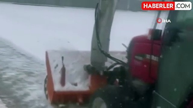 Muş Şehir Stadyumu Maça Hazır: Kar Temizleme Çalışmaları Tamamlandı