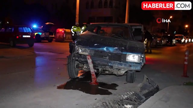 Edirne'de Otomobil ve Hafif Ticari Araç Çarpıştı: 1 Yaralı